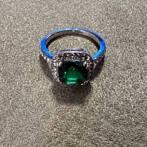 Costume Silver and Green Emerald Gemstone Ring Size 6 NWOT